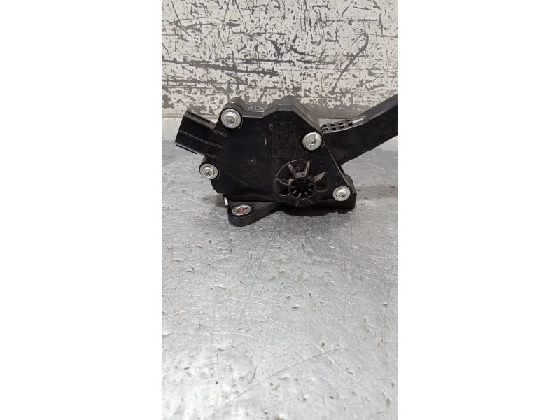 Recambio de potenciometro pedal para toyota land cruiser (j15) basis referencia OEM IAM 7811060110 1988009361 