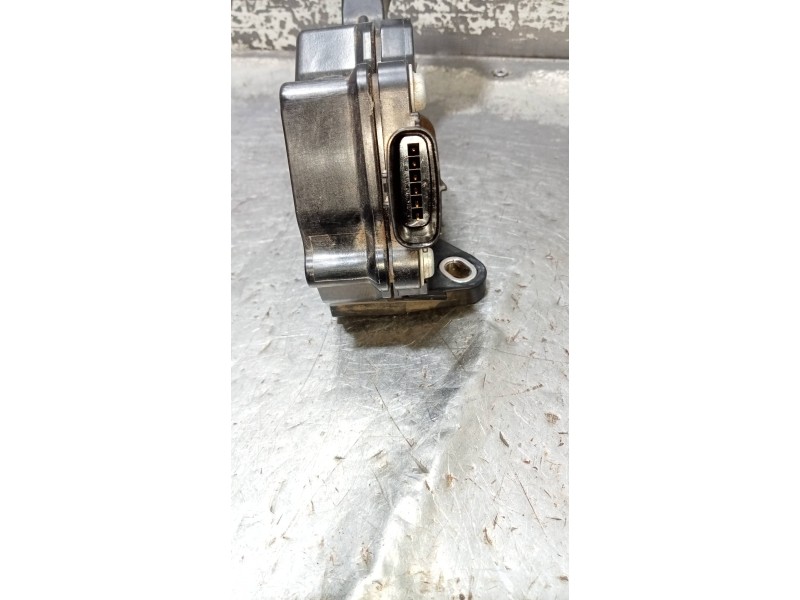 Recambio de potenciometro pedal para toyota land cruiser (j15) basis referencia OEM IAM 7811060110 1988009361 