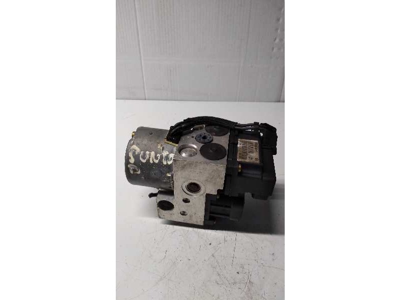 Recambio de abs para fiat punto berlina (188) referencia OEM IAM 0265216943 0273004672 46840335 Recambio de abs para fiat punto berlina (188) referencia OEM IAM 0265216943 0273004672 46840335