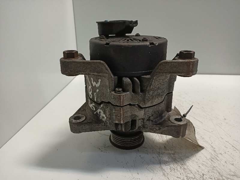 Recambio de alternador para bmw serie 3 compacto (e36) 318ti referencia OEM IAM 0123310006 1247287 BOSCH 70A