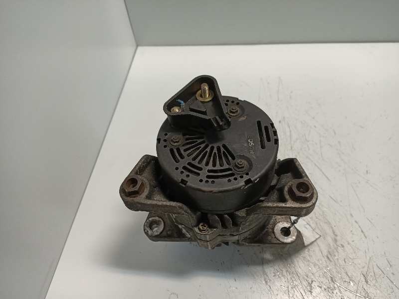 Recambio de alternador para bmw serie 3 compacto (e36) 318ti referencia OEM IAM 0123310006 1247287 BOSCH 70A