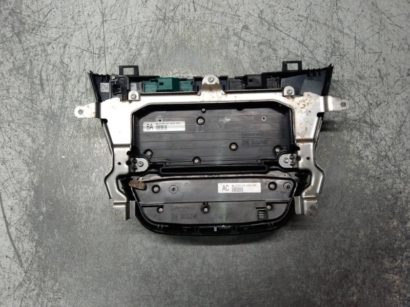 Recambio de mando multifuncion para opel insignia berlina cosmo referencia OEM IAM 13273252 13273095 