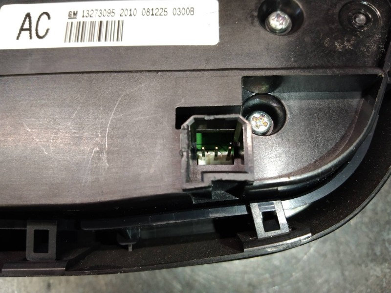 Recambio de mando multifuncion para opel insignia berlina cosmo referencia OEM IAM 13273252 13273095 