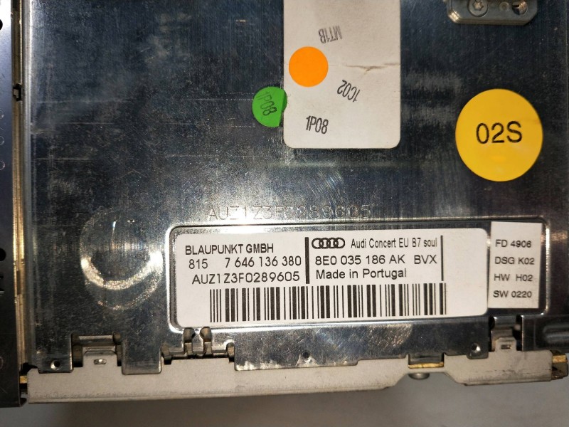 Recambio de sistema audio / radio cd para audi a4 berlina (8e) 2.0 tdi quattro (dpf) (103kw) referencia OEM IAM 8E0035186AK 8157