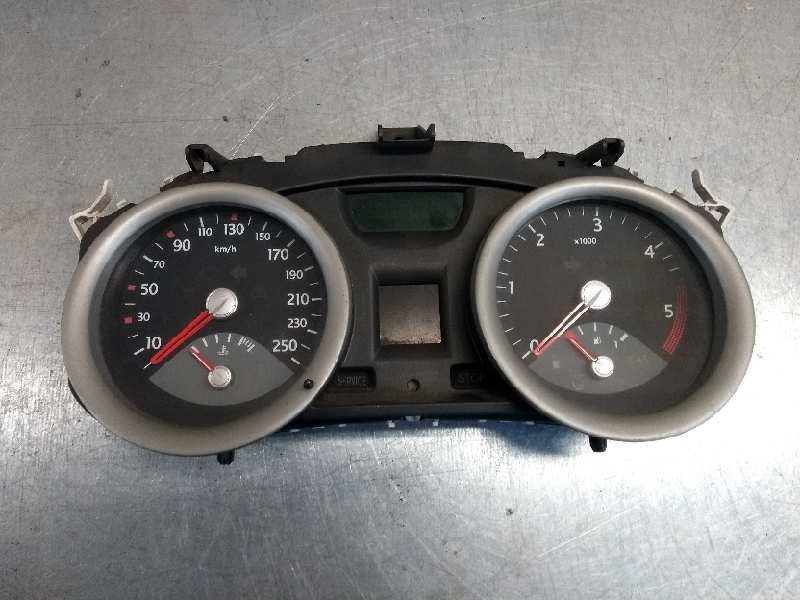Recambio de cuadro instrumentos para renault megane ii coupe/cabrio 1.9 dci diesel referencia OEM IAM 8200399700B  