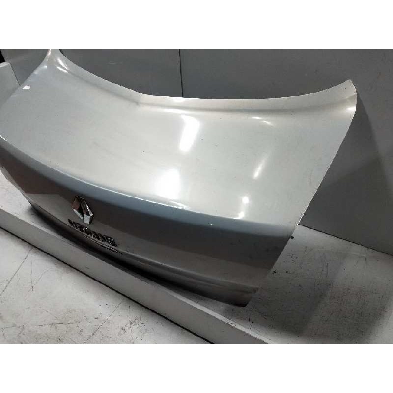 Recambio de tapa maletero para renault megane ii classic berlina 1.9 dci diesel referencia OEM IAM   