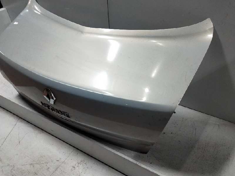 Recambio de tapa maletero para renault megane ii classic berlina 1.9 dci diesel referencia OEM IAM   