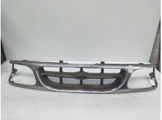 Recambio de rejilla delantera para ford explorer 4.0 xlt referencia OEM IAM   