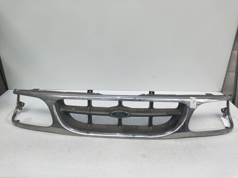 Recambio de rejilla delantera para ford explorer 4.0 xlt referencia OEM IAM   