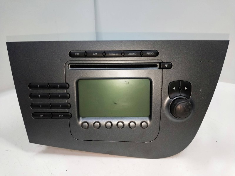 Recambio de sistema audio / radio cd para seat leon (1p1) 2.0 tdi referencia OEM IAM 1P1035186B   Recambio de sistema audio / radio cd para seat leon (1p1) 2.0 tdi referencia OEM IAM 1P1035186B