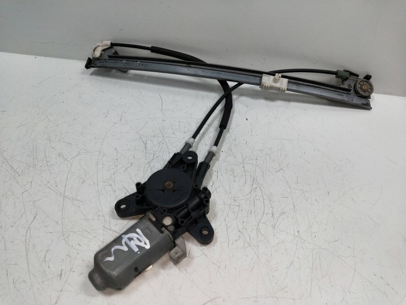 Recambio de elevalunas delantero derecho para peugeot 106 (s1) 1.1 referencia OEM IAM 400354A  5P Recambio de elevalunas delantero derecho para peugeot 106 (s1) 1.1 referencia OEM IAM 400354A  5P