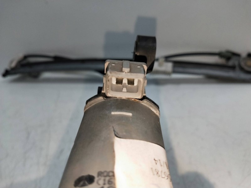 Recambio de elevalunas delantero derecho para peugeot 106 (s1) 1.1 referencia OEM IAM 400354A  5P Recambio de elevalunas delantero derecho para peugeot 106 (s1) 1.1 referencia OEM IAM 400354A  5P