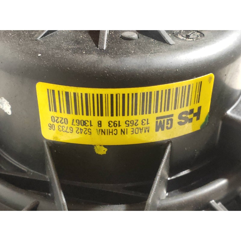 Recambio de motor calefaccion para opel insignia sports tourer 2.0 16v cdti referencia OEM IAM 1326513B  