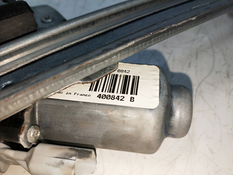 Recambio de elevalunas delantero derecho para peugeot 107 1.0 cat (384f) referencia OEM IAM 400842B  5P