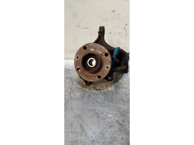 Recambio de mangueta delantera derecha para citroen c2 sx referencia OEM IAM   