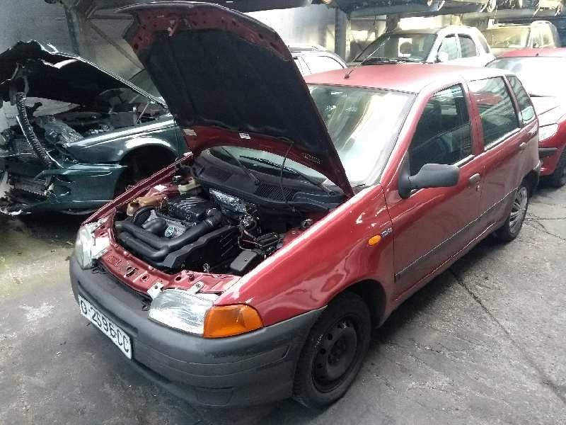 fiat punto berlina (176) del año 1999 fiat punto berlina (176) del año 1999