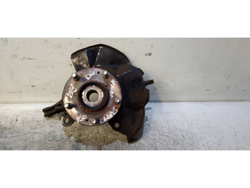 Recambio de mangueta delantera derecha para kia carens (un) emotion referencia OEM IAM   