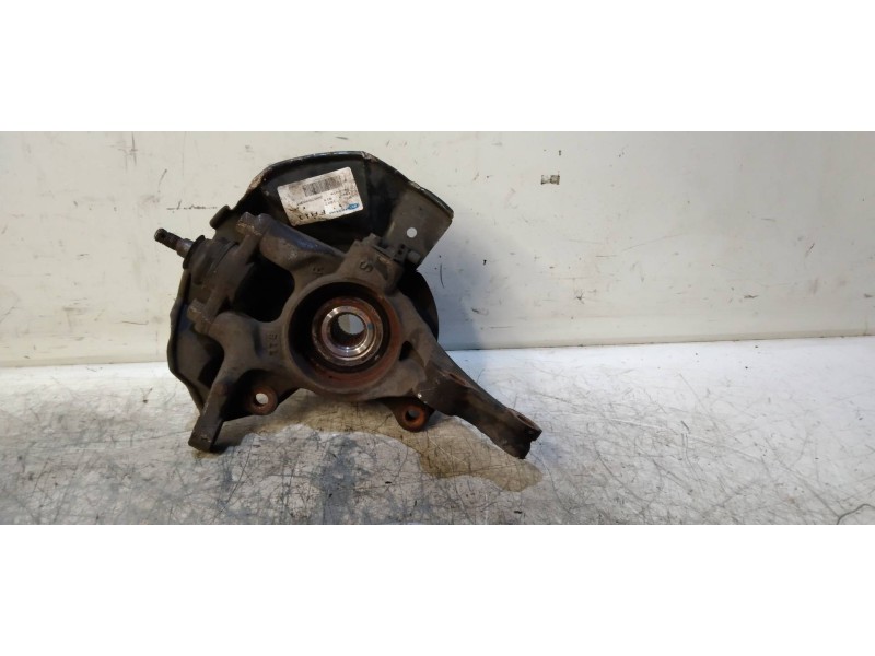 Recambio de mangueta delantera derecha para kia carens (un) emotion referencia OEM IAM   