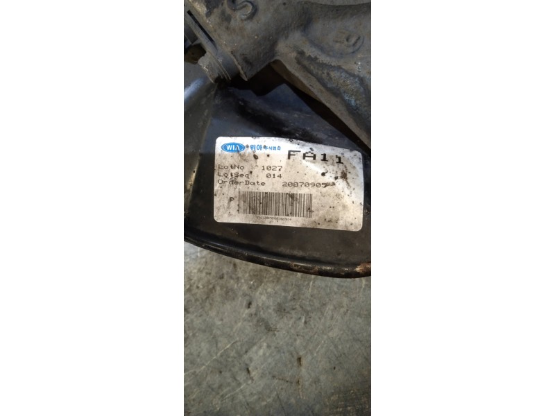 Recambio de mangueta delantera derecha para kia carens (un) emotion referencia OEM IAM   