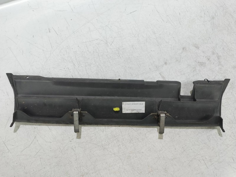 Recambio de rejilla delantera para citroen ax referencia OEM IAM 9606787977  