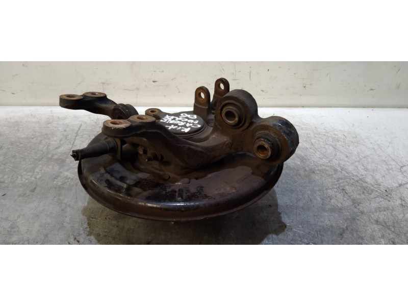 Recambio de mangueta trasera derecha para kia carens (un) emotion referencia OEM IAM   