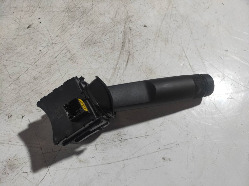 Recambio de mando limpia para opel insignia sports tourer 2.0 16v cdti referencia OEM IAM 20941131  