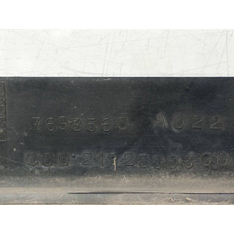 Recambio de rejilla delantera para citroen c 25 caja cerrada 2.5 diesel (u25) referencia OEM IAM 7698560   Recambio de rejilla delantera para citroen c 25 caja cerrada 2.5 diesel (u25) referencia OEM IAM 7698560