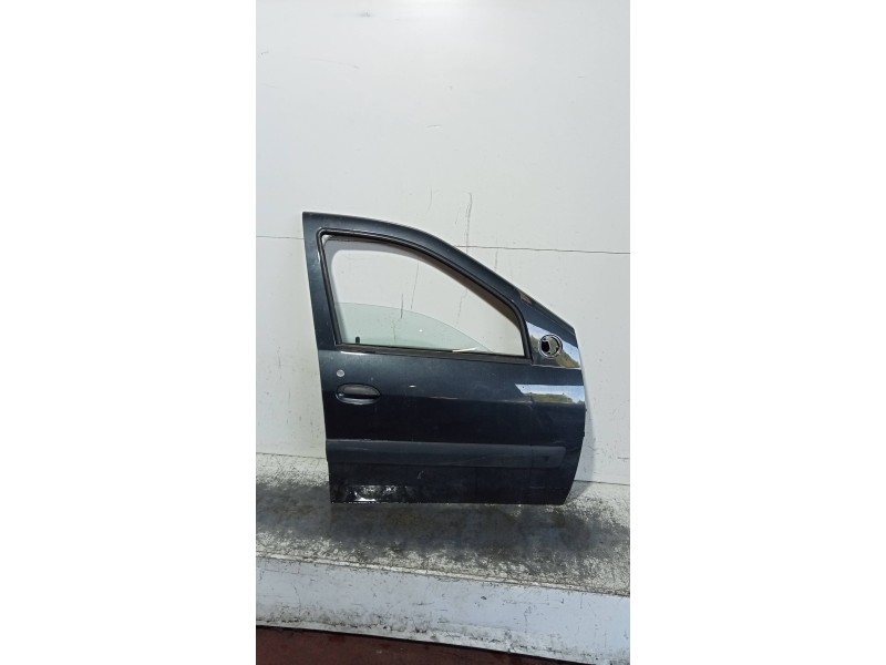 Recambio de puerta delantera derecha para dacia logan laureate referencia OEM IAM   