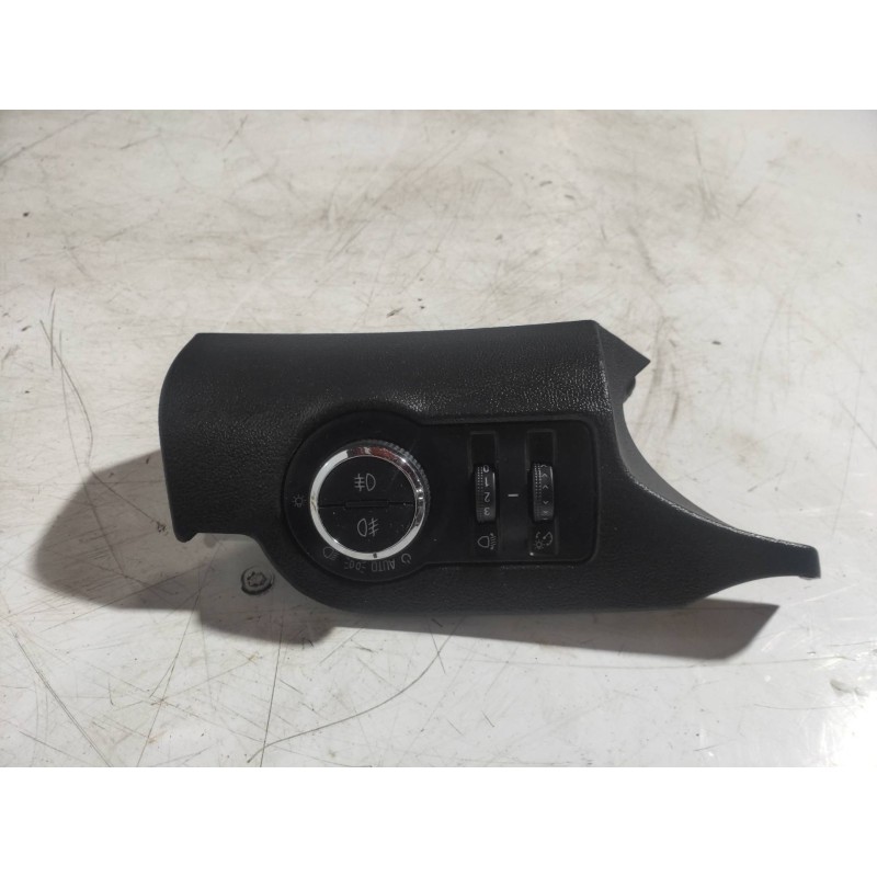 Recambio de mando multifuncion para opel insignia sports tourer 2.0 16v cdti referencia OEM IAM 23197912  