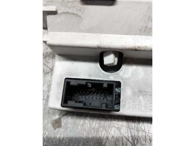 Recambio de pantalla multifuncion para citroen xsara coupe 2.0 hdi tonic (80kw) referencia OEM IAM 9643823677  