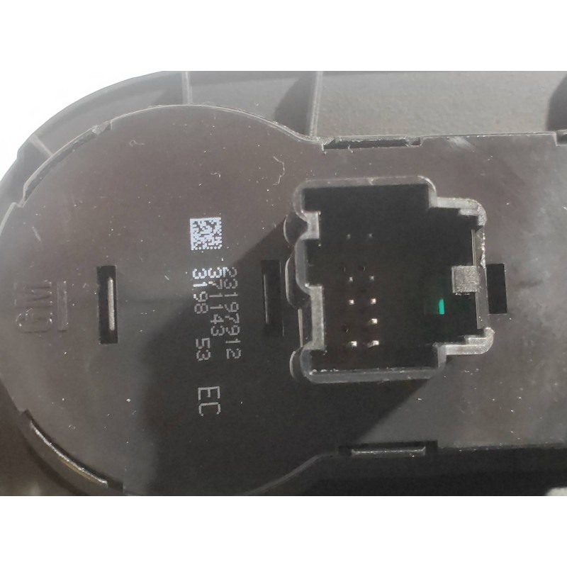 Recambio de mando multifuncion para opel insignia sports tourer 2.0 16v cdti referencia OEM IAM 23197912  