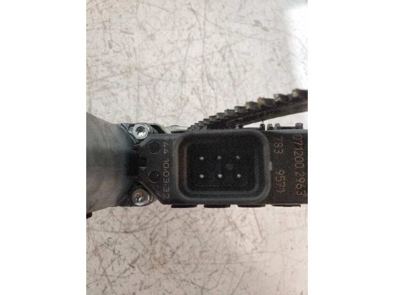 Recambio de elevalunas delantero izquierdo para opel astra h ber. 1.7 16v cdti referencia OEM IAM 13101480  5P