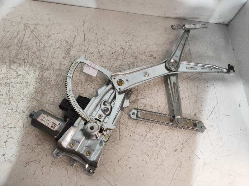 Recambio de elevalunas delantero derecho para opel zafira a blue line referencia OEM IAM 90579356 101250200 