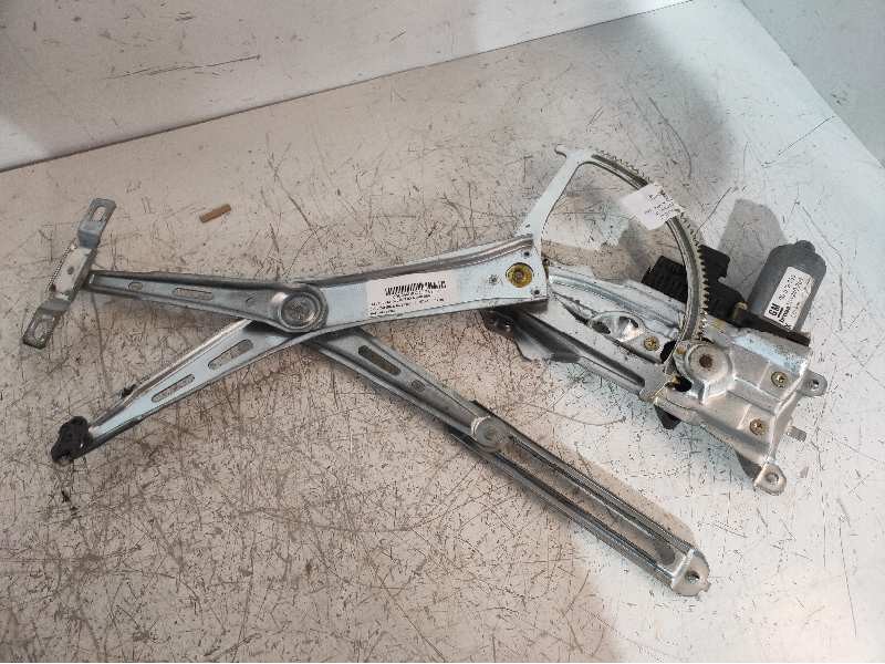 Recambio de elevalunas delantero izquierdo para opel zafira a blue line referencia OEM IAM 90579355 101249200 