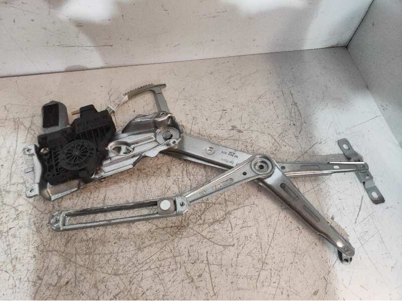 Recambio de elevalunas delantero izquierdo para opel zafira a blue line referencia OEM IAM 90579355 101249200 
