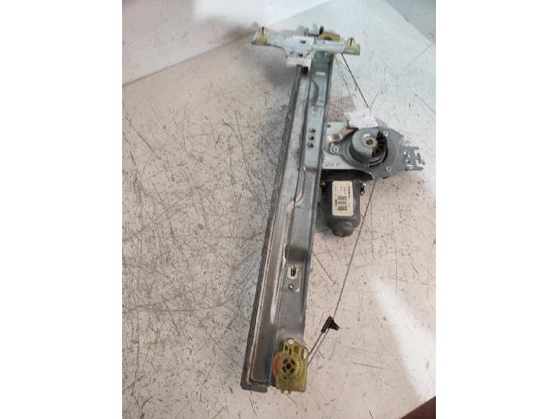 Recambio de elevalunas delantero derecho para peugeot 207 x-line referencia OEM IAM 400912C  5P