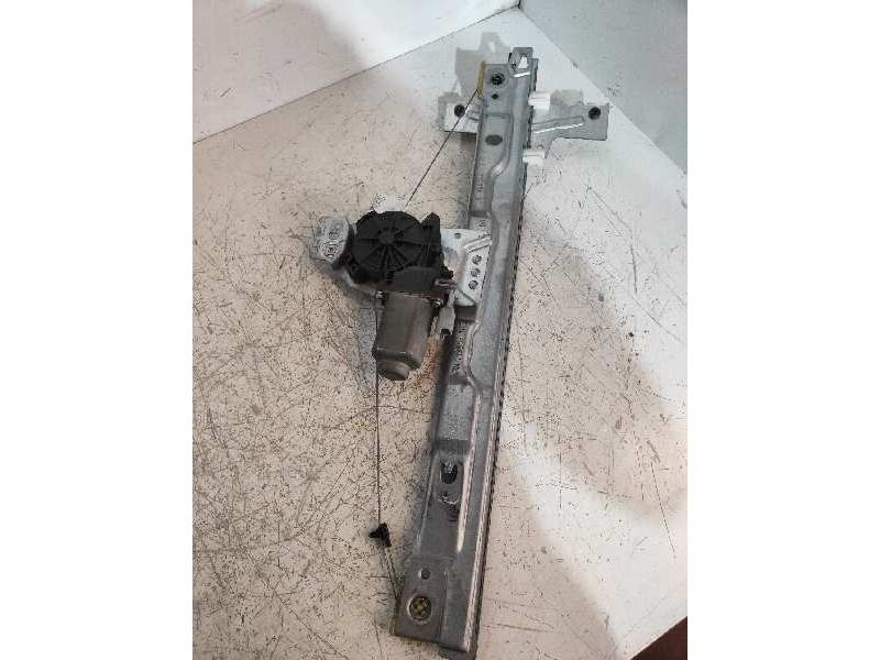 Recambio de elevalunas delantero derecho para peugeot 207 x-line referencia OEM IAM 400912C  5P