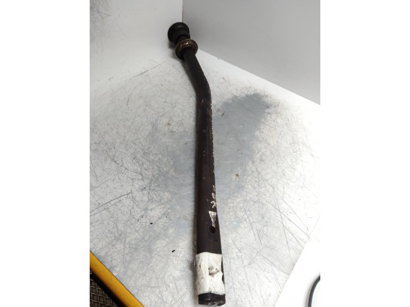 Recambio de tirante delantero derecho para kia carnival ii 2.5 v6 lx referencia OEM IAM    Recambio de tirante delantero derecho para kia carnival ii 2.5 v6 lx referencia OEM IAM