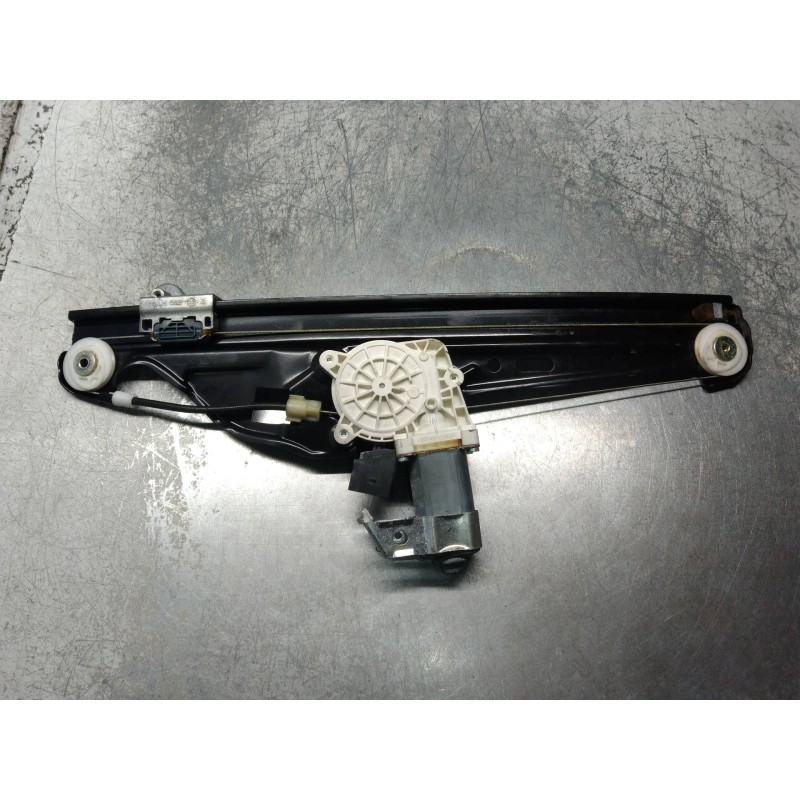 Recambio de elevalunas trasero izquierdo para bmw serie 5 berlina (e60) 530i referencia OEM IAM 6922319 994437102 7746005502 4P