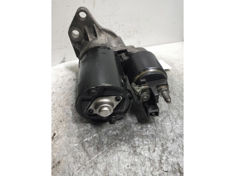 Recambio de motor arranque para audi a3 (8l) 1.6 attraction referencia OEM IAM 000112042  
