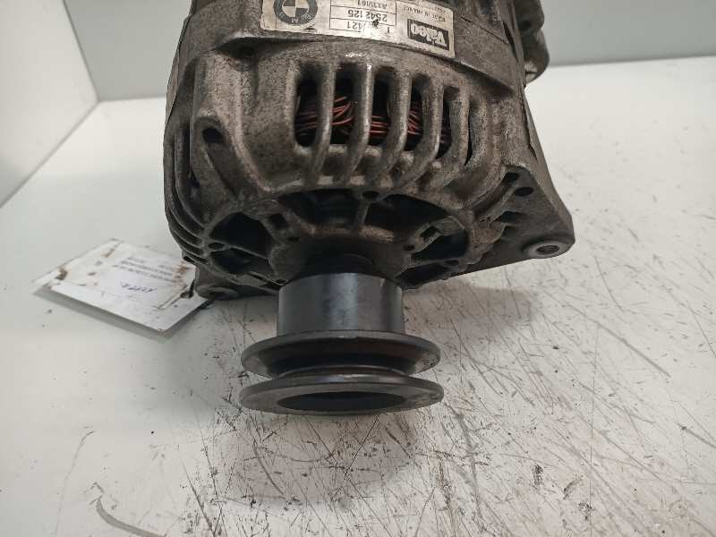 Recambio de alternador para bmw serie 3 berlina (e36) 316i referencia OEM IAM 2542125 S567886R VALEO