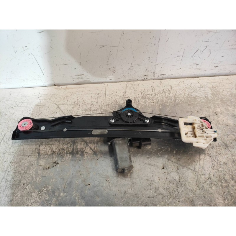 Recambio de elevalunas trasero derecho para bmw serie 2 active tourer (f45) 218d referencia OEM IAM 729638607 13262410 513374901