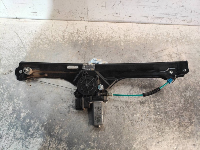 Recambio de elevalunas delantero izquierdo para bmw serie 2 active tourer (f45) 218d referencia OEM IAM 729637708 13262410 37300