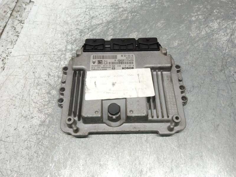 Recambio de centralita motor uce para citroen c4 coupe lx referencia OEM IAM 0281011863 9655943580 EDC16C34