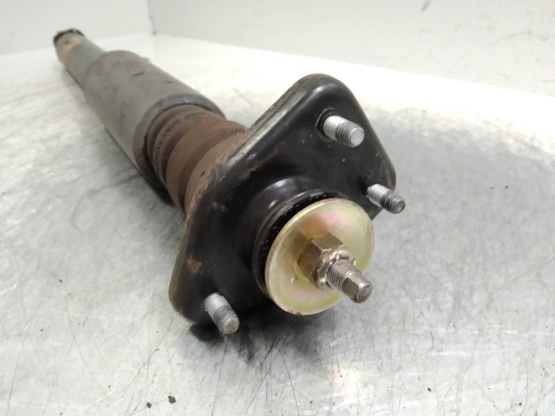 Recambio de amortiguador trasero para bmw x3 (e83) 3.0 turbodiesel referencia OEM IAM 33523413789  