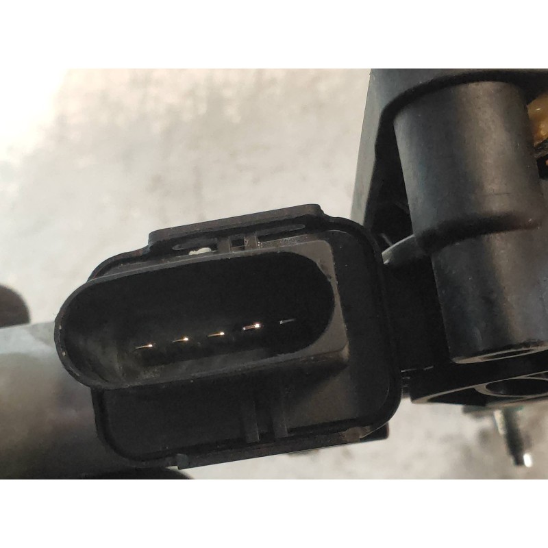 Recambio de elevalunas delantero izquierdo para bmw serie 2 active tourer (f45) 218d referencia OEM IAM 729637708 13262410 37300