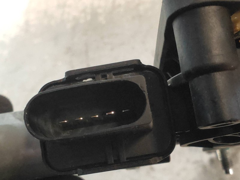 Recambio de elevalunas delantero izquierdo para bmw serie 2 active tourer (f45) 218d referencia OEM IAM 729637708 13262410 37300