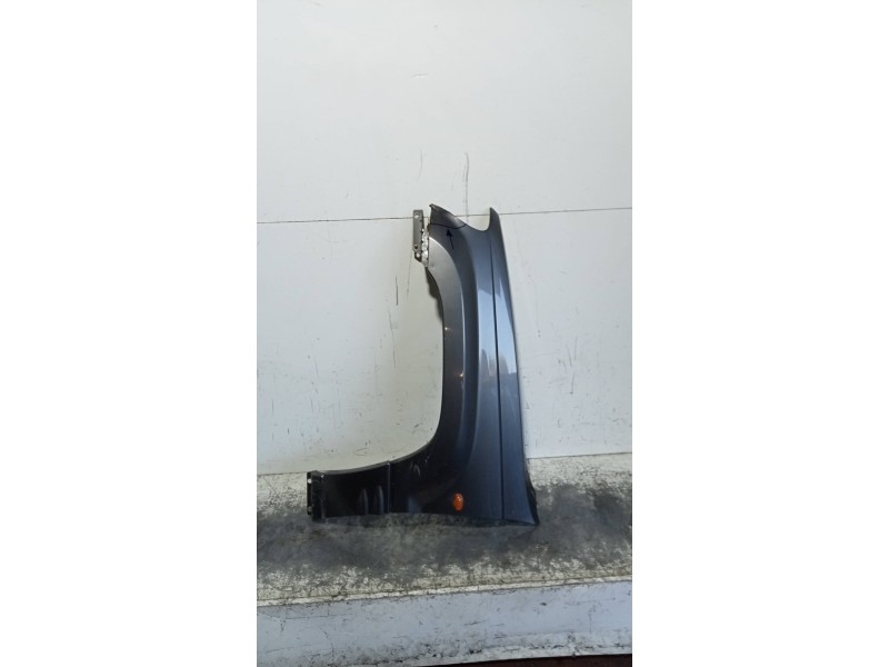 Recambio de aleta delantera izquierda para jeep gr.cherokee (wj/wg) 2.7 crd limited referencia OEM IAM   