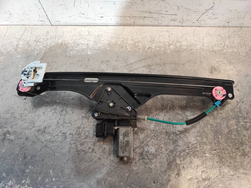 Recambio de elevalunas delantero derecho para bmw serie 2 active tourer (f45) 218d referencia OEM IAM 729637808 13262410 3729900