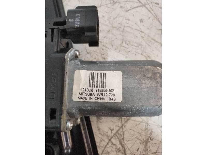 Recambio de elevalunas trasero izquierdo para land rover evoque 2.2 td4 cat referencia OEM IAM 121028  
